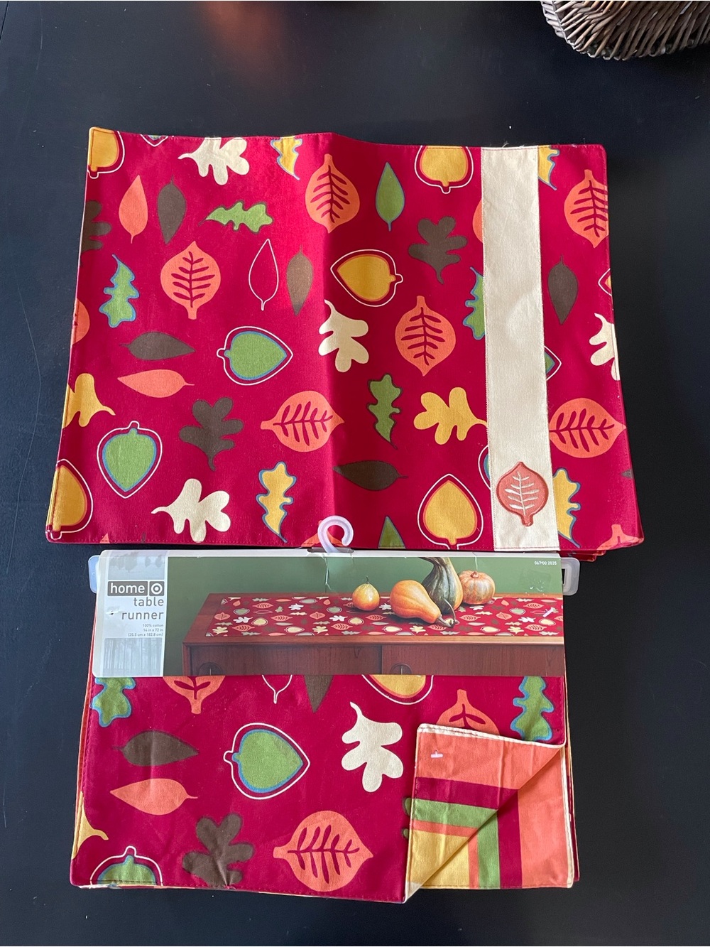 Target Red Autumn Leaf Table Reversible Runner and Six Place Mats